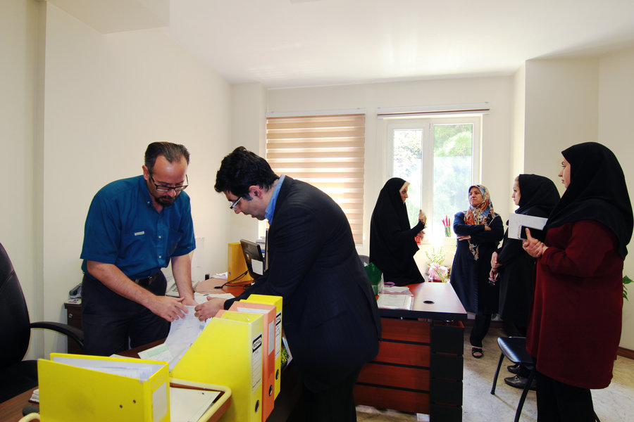 بازدید معاونت درمان از منطقه یک صندوق ها