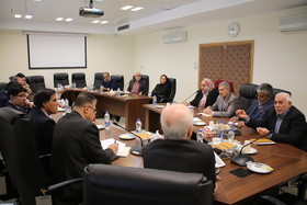 نشست مشترک رئیس و معاونان صندوق ها با رئیس و اعضای هئیت مدیره کانون تهران