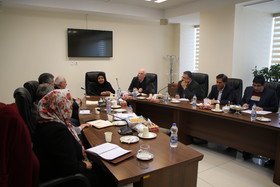 نشست مشترک رئیس و معاونان صندوق ها با رئیس و اعضای هئیت مدیره کانون تهران