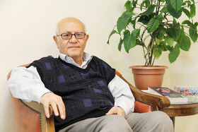 کسی که زندگی کردن را ترجمه کرد!