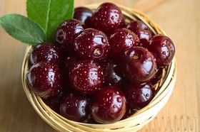 با میوه های تابستانی و خواص شگفت انگیز آنها آشنا شوید