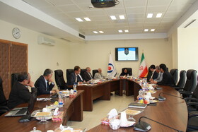 نشست اعضای کانون مشهد با خانم زروانی و معاونین صندوق ها