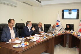 نشست اعضای کانون مشهد با خانم زروانی و معاونین صندوق ها