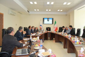 نشست اعضای کانون مشهد با خانم زروانی و معاونین صندوق ها