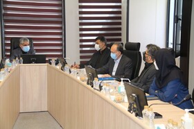 بازدید رییس هیات رییسه از شرکت اهداف