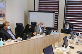 بازدید رییس هیات رییسه از شرکت اهداف