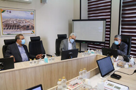 بازدید رییس هیات رییسه از شرکت اهداف