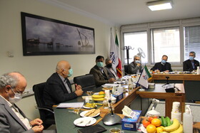 نشست رییس هیات رییسه با مدیران شرکت تاسیسات دریایی