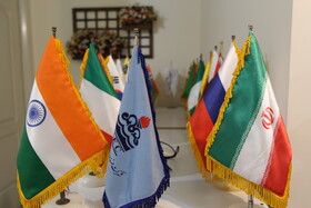 نشست رییس هیات رییسه با مدیران شرکت تاسیسات دریایی