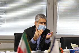 نشست رییس هیات رییسه با مدیران شرکت تاسیسات دریایی