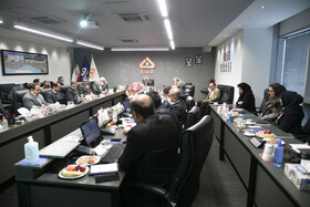 بازدید رئیس هیئت رئیسه صندوق ها از شرکت EIED