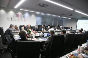 بازدید رئیس هیئت رئیسه صندوق ها از شرکت EIED