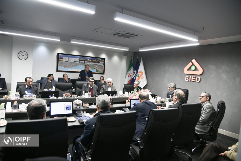 بازدید رئیس هیئت رئیسه صندوق ها از شرکت EIED