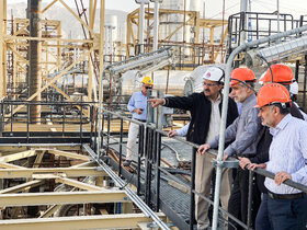 بازدید رئیس هیئت رئیسه از طرح های صندوق‌ ها در عسلویه