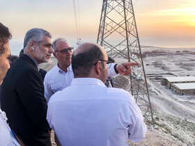 بازدید رئیس هیئت رئیسه از طرح های صندوق‌ ها در عسلویه