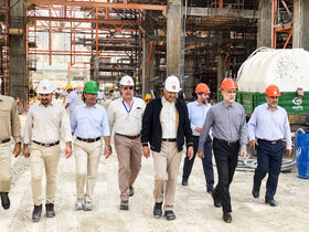 بازدید رئیس هیئت رئیسه از طرح های صندوق‌ ها در عسلویه