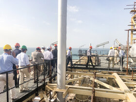 بازدید رئیس هیئت رئیسه از طرح های صندوق‌ ها در عسلویه