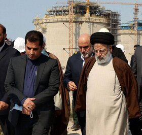 تصاویر بازدید رئیس جمهوری از پروژه ایران ال ان جی