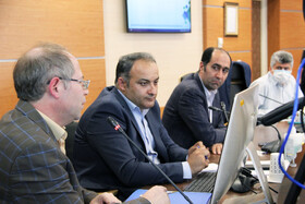 نشست مشترک هیئت رئیسه صندوق ها و شرکت کارگزاری خبرگان سهام