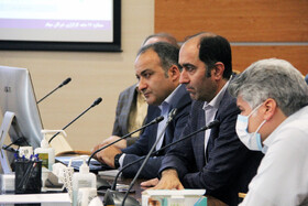 نشست مشترک هیئت رئیسه صندوق ها و شرکت کارگزاری خبرگان سهام