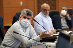 نشست مشترک هیئت رئیسه صندوق ها و شرکت کارگزاری خبرگان سهام