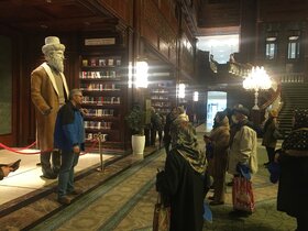 بازدید بازنشستگان ایران مال