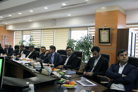 ارائه گزارش پتروشیمی دهلران در هیئت‌رئیسه صندوق‌ها