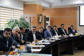 ارائه گزارش پتروشیمی دهلران در هیئت‌رئیسه صندوق‌ها