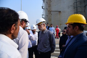 بازدید دکتر بیات از طرح های گروه اقتصادی صندوق ها در عسلویه