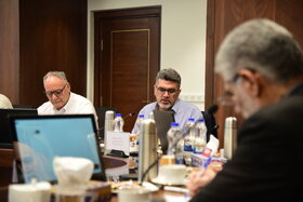 بازدید دکتر بیات از طرح های گروه اقتصادی صندوق ها در عسلویه