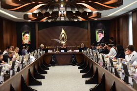 بازدید دکتر بیات از طرح های گروه اقتصادی صندوق ها در عسلویه