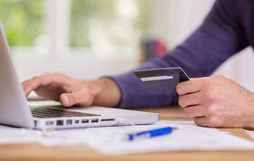 گامی دیگر در حمایت از معیشت بازنشستگان صنعت نفت / پرداخت معوقات بن‌کارت سال‌های ۱۴۰۳ و ۱۴۰۴ در ماه جاری