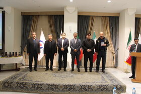 قدردانی از بازنشستگان و افتخارآفرینان صنعت نفت در زائرسرا