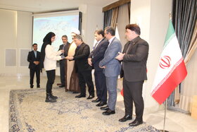 قدردانی از بازنشستگان و افتخارآفرینان صنعت نفت در زائرسرا