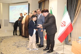 قدردانی از بازنشستگان و افتخارآفرینان صنعت نفت در زائرسرا