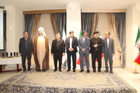 قدردانی از بازنشستگان و افتخارآفرینان صنعت نفت در زائرسرا