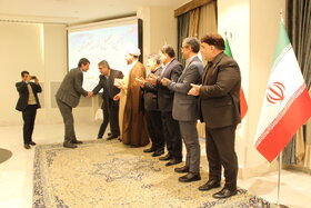 قدردانی از بازنشستگان و افتخارآفرینان صنعت نفت در زائرسرا