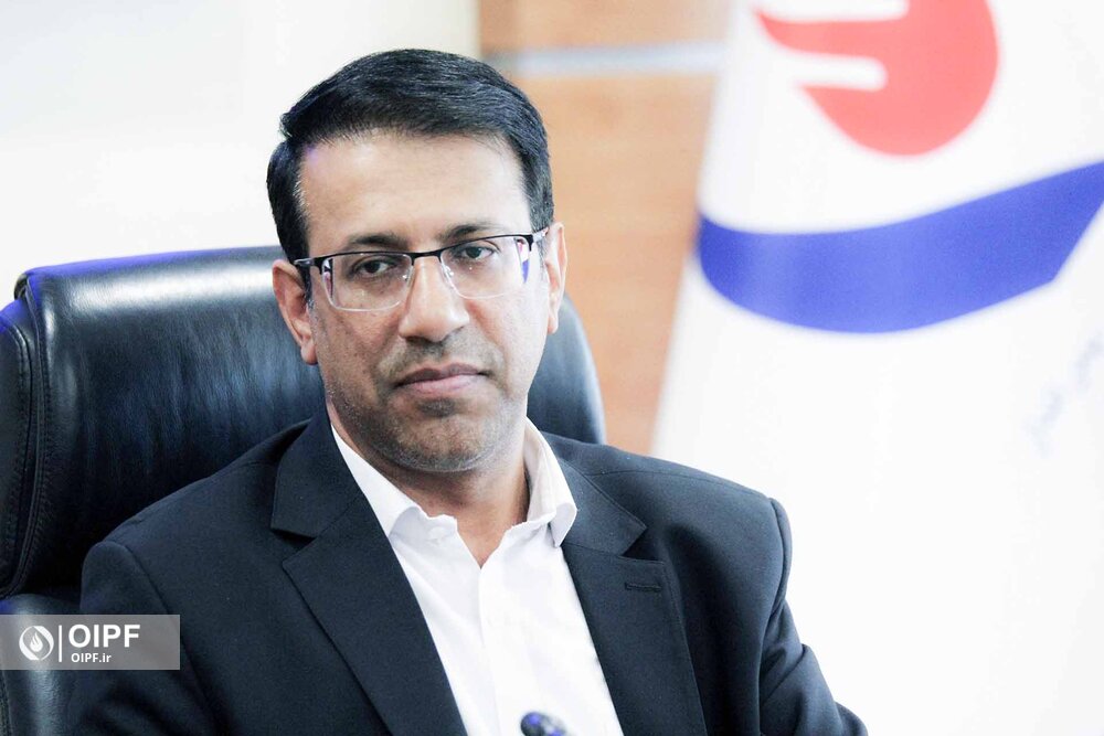 آئین تکریم رئیس پیشین هیئت رئیسه