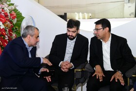 بازدید دکتر حسین زاده از نمایشگاه