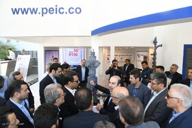 بازدید دکتر حسین زاده از نمایشگاه