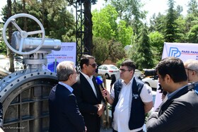 بازدید دکتر حسین زاده از نمایشگاه