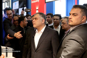 بازدید وزیر نفت از دومین روز نمایشگاه نفت