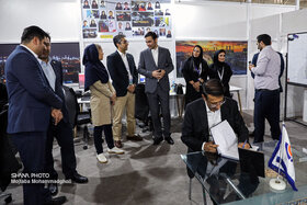 بازدید رئیس هیئت‌رئیسه صندوق‌ بازنشستگی نفت از اتاق خبر رسانه‌های وزارت نفت