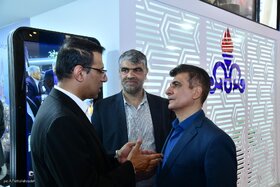بازدید دکتر حسین‌زاده، رئیس هیئت‌رئیسه صندوق‌ها، از روز پایانی نمایشگاه نفت