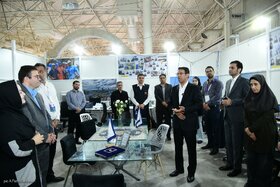 بازدید دکتر حسین‌زاده، رئیس هیئت‌رئیسه صندوق‌ها، از روز پایانی نمایشگاه نفت
