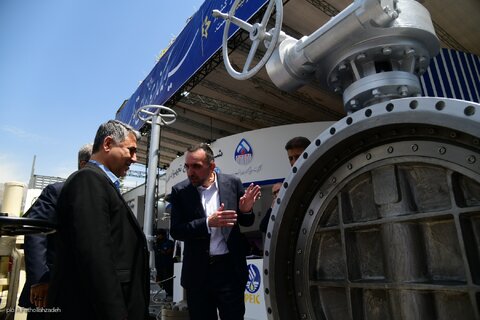 بازدید رئیس صندوق‌ها از سومین روز نمایشگاه نفت