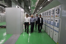 بازدید دکتر حسین‌زاده رئیس هیئت‌رئیسه صندوق‌ها از طرح‌های سرمایه‌گذاری صندوق‌ در عسلویه