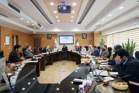 تجلیل از مدیرکل دفتر مرکزی حراست صندوق ها