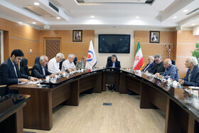 نشست اعضای هیأت مدیره کانون خطوط لوله و مخابرات با رییس صندوق‌ها