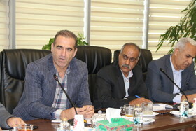 نشست دبیر و چند تن از روسای کانون ها با رئیس صندوق‌ها